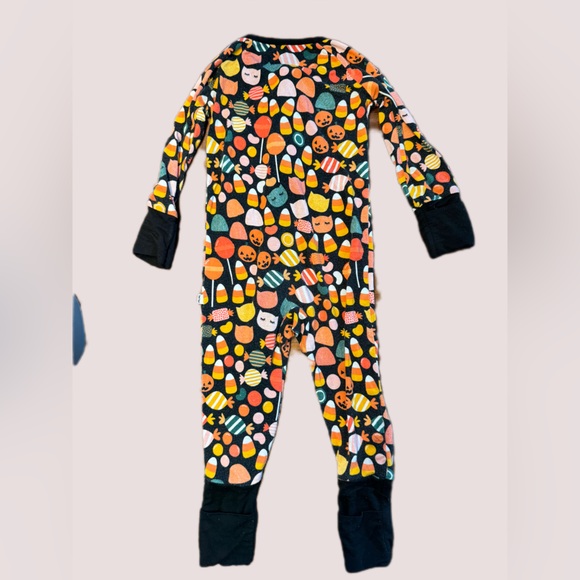 Little Sleepies spooky sweets 6-12 months onesie - Picture 2 of 6